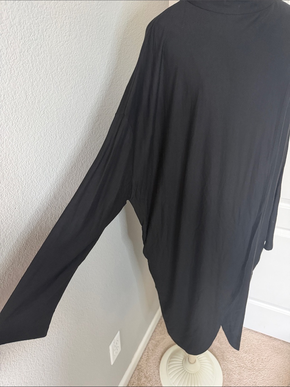 Lilyful Women's Black Turtleneck Draped Sweater Dress Tunic Size Large - Picture 2 of 8